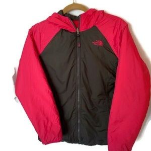 The NORTH FACE Grey/Pink Girl Youth XL Coat